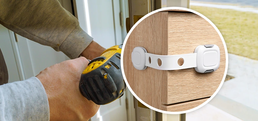 Childproof Sliding Door Locks in Stanford, CA