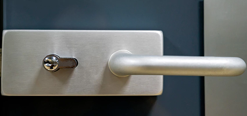Change Patio Door Locks in Stanford, California