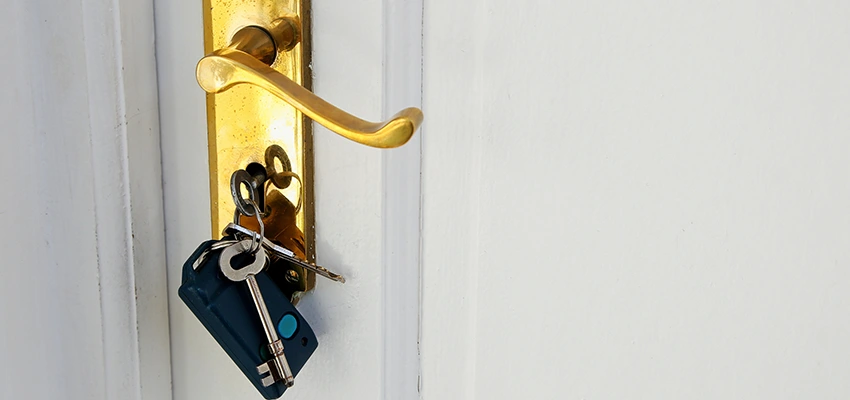 Broken Door Key Extraction in Stanford, CA